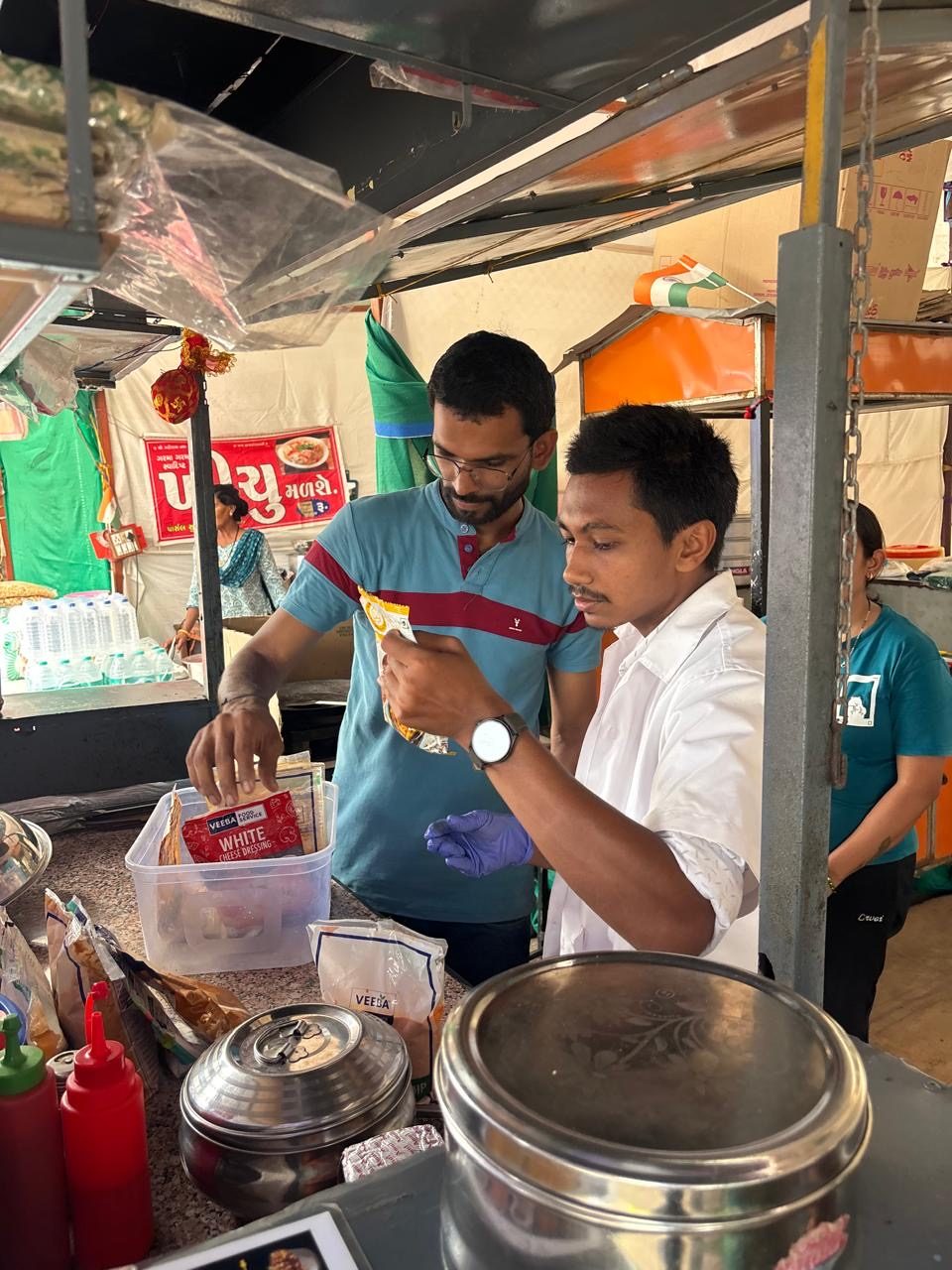 મેળાના ખાદ્ય સ્ટોલ પર ખાદ્ય સુરક્ષા વિભાગની તપાસ