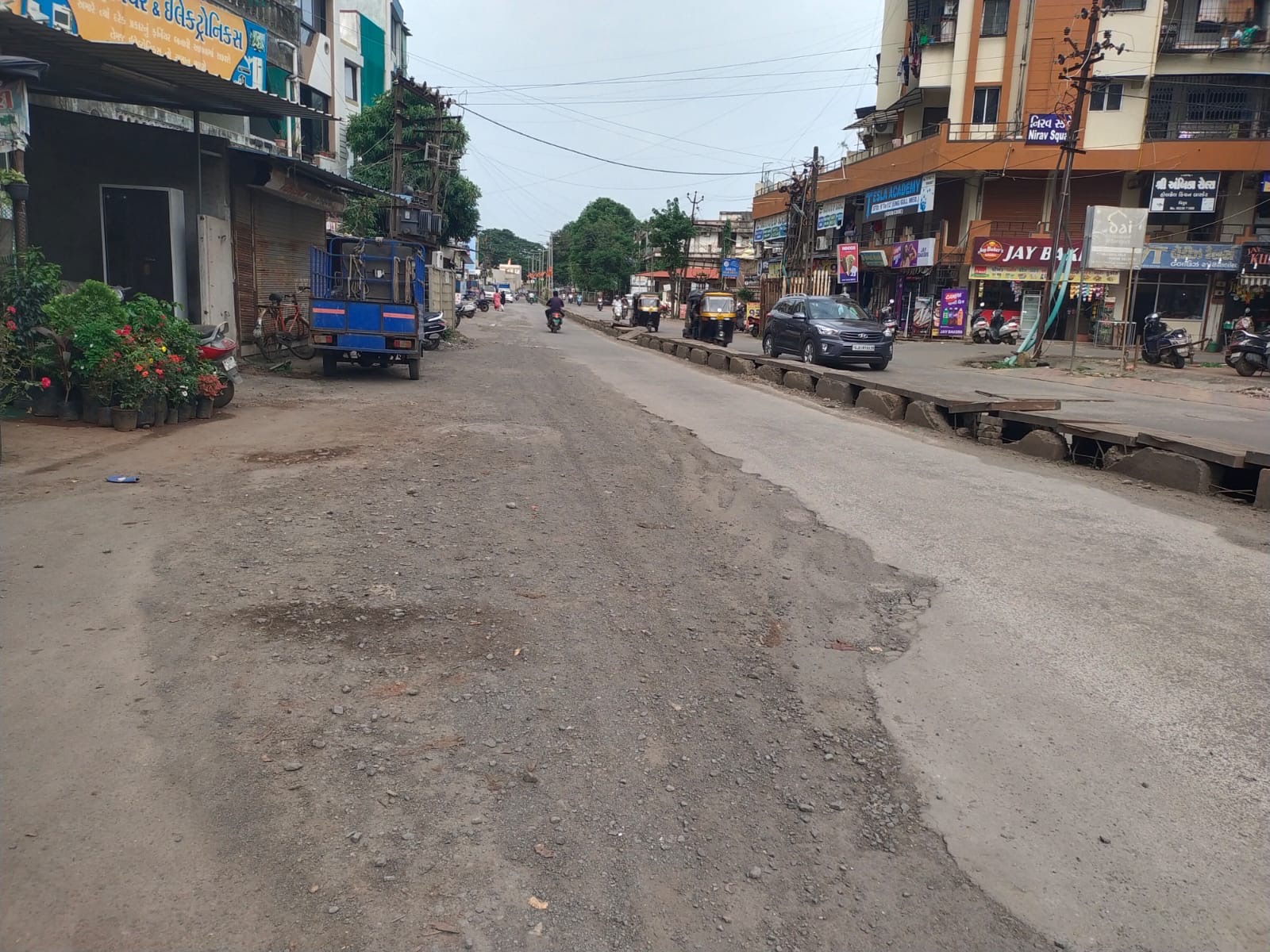 વિજલપોરનો ખખડધજ અને તૂટેલો રસ્તો